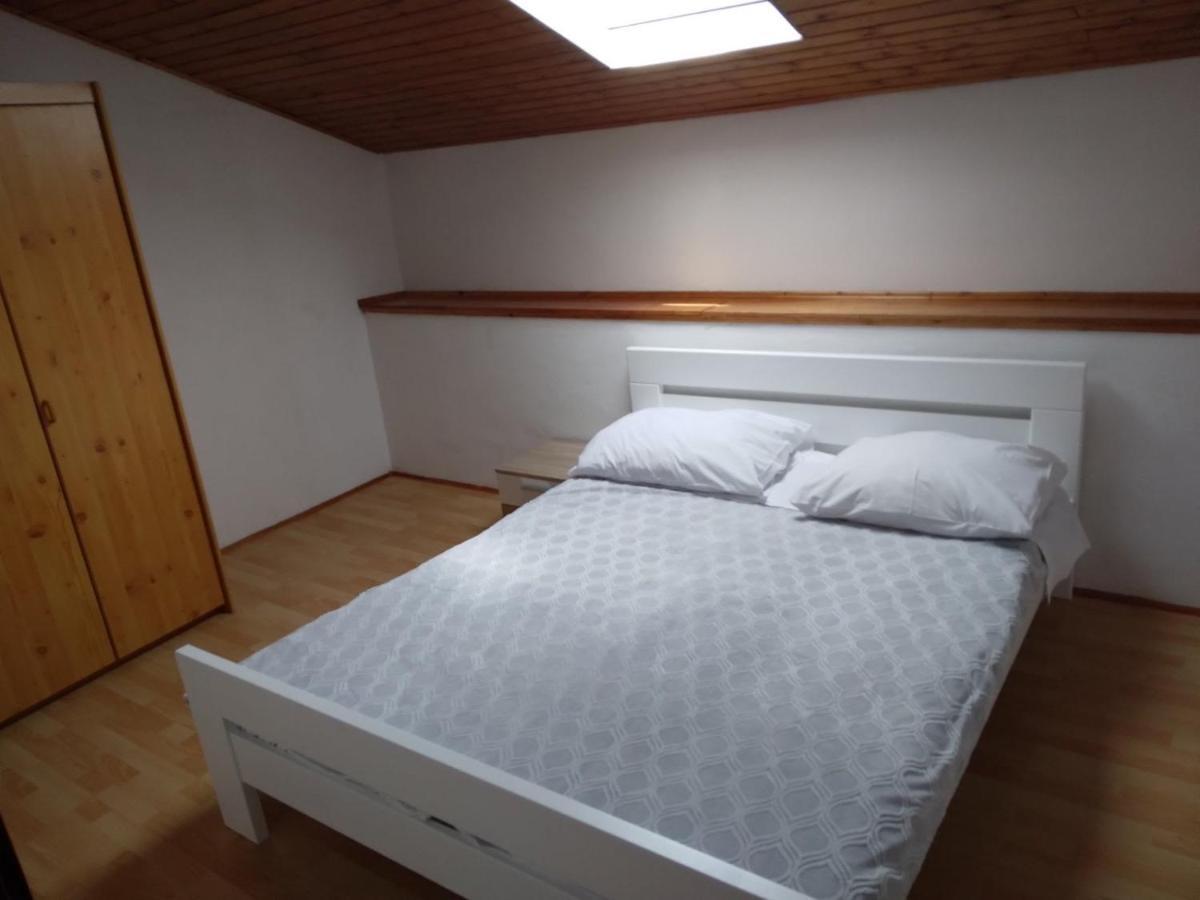 Apartmaji Sara, Izola - Isola Kültér fotó
